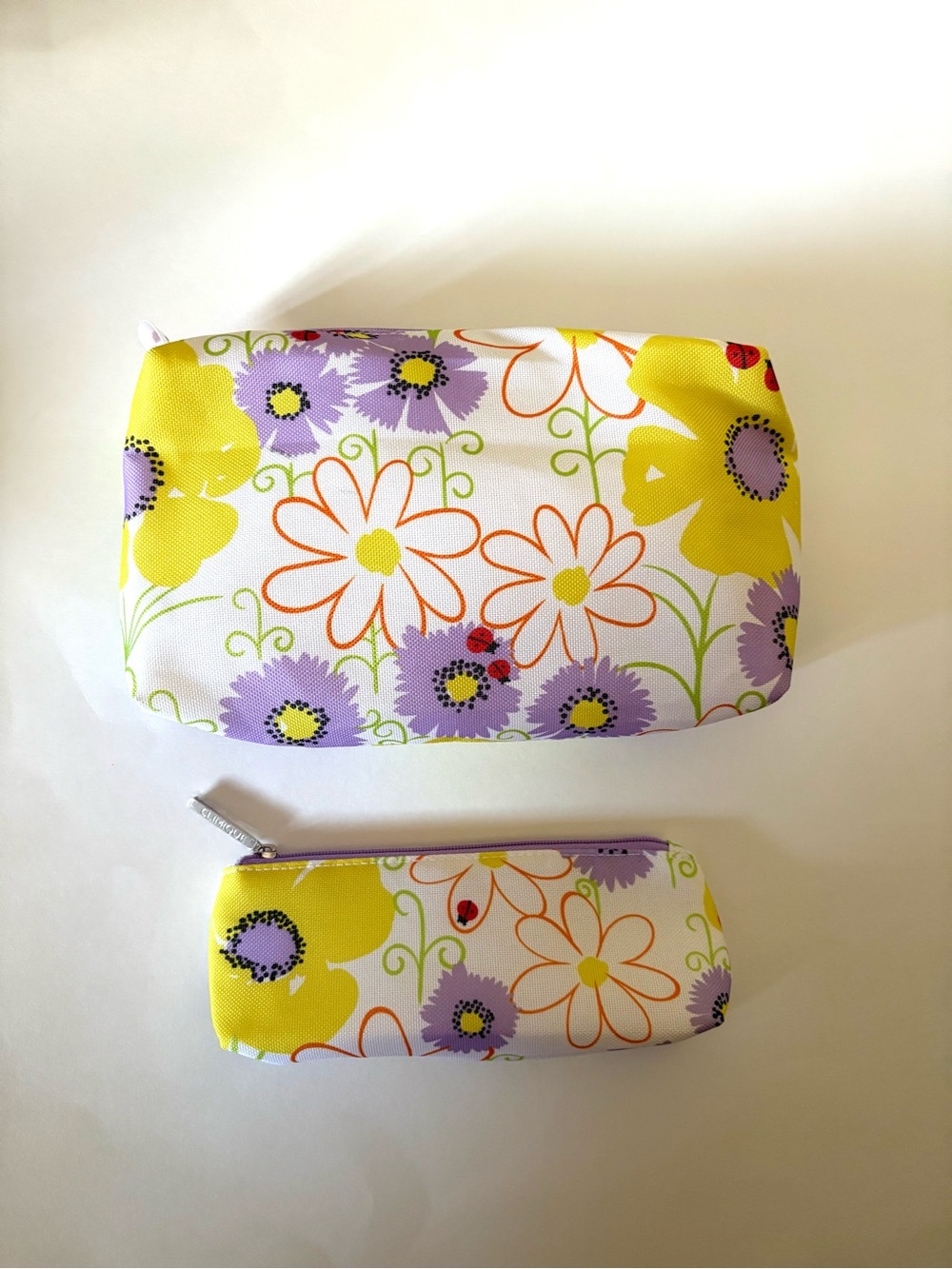 Clinique Floral Cosmetic Pouch Set